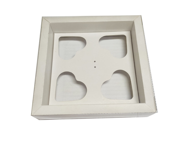 Caixa Moldura para CORAÇÃO de Colher 4x80gr 19x19x4 BRANCO Tampa PET Com 10
